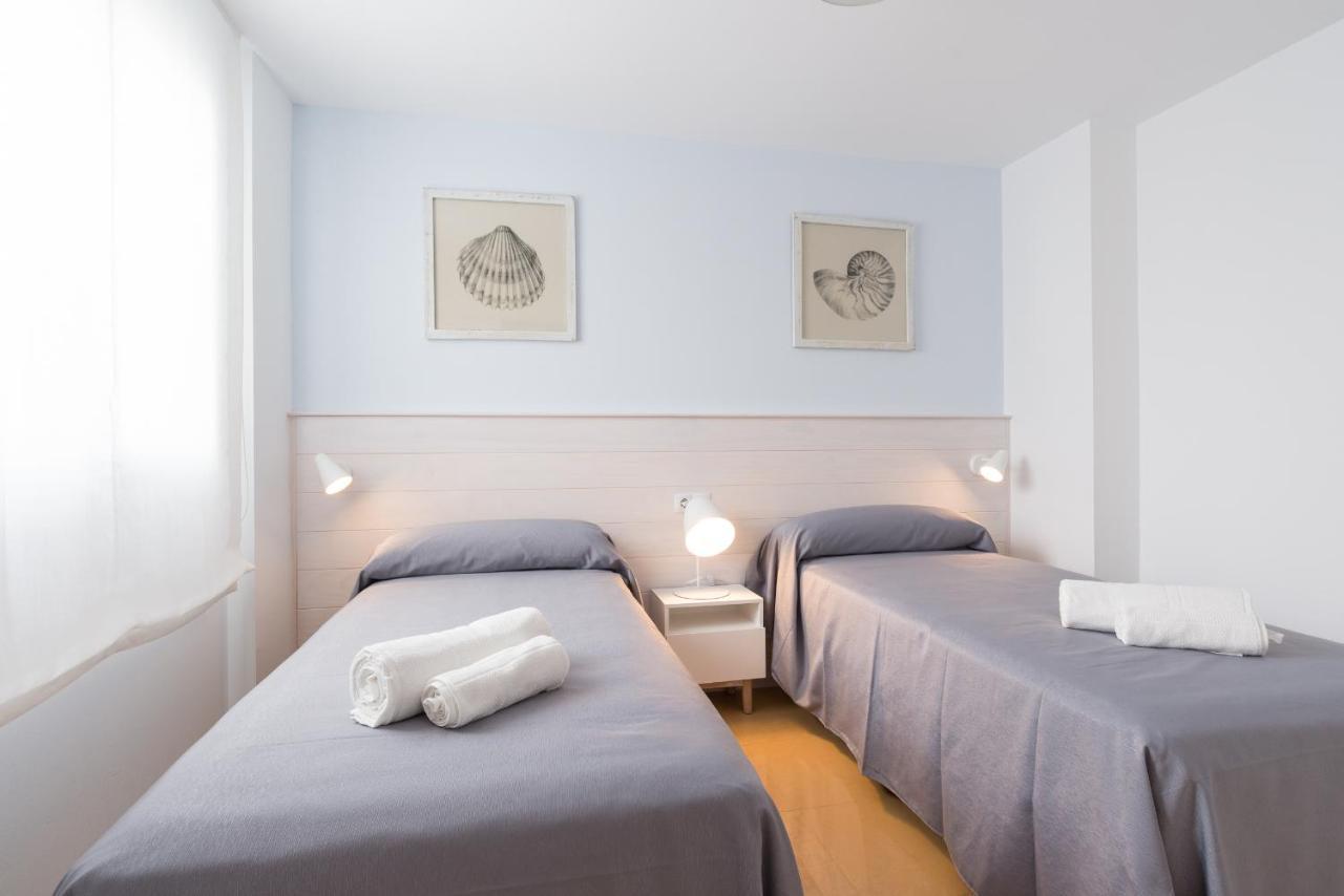 Apartamentos Tucan Малага Экстерьер фото