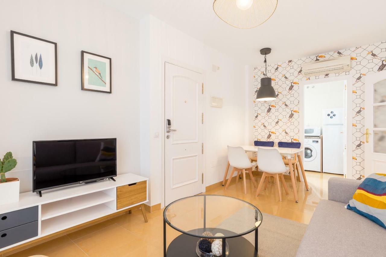 Apartamentos Tucan Малага Экстерьер фото