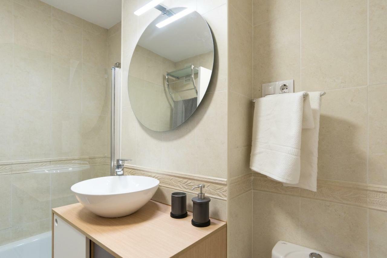 Apartamentos Tucan Малага Экстерьер фото