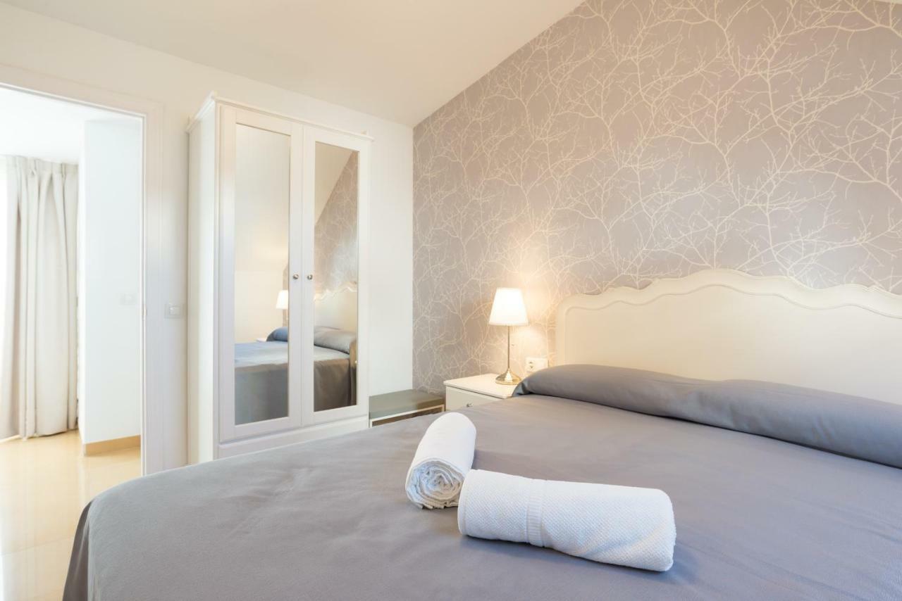 Apartamentos Tucan Малага Экстерьер фото