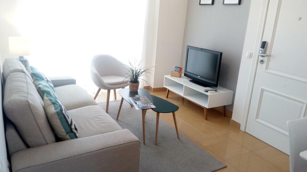 Apartamentos Tucan Малага Экстерьер фото