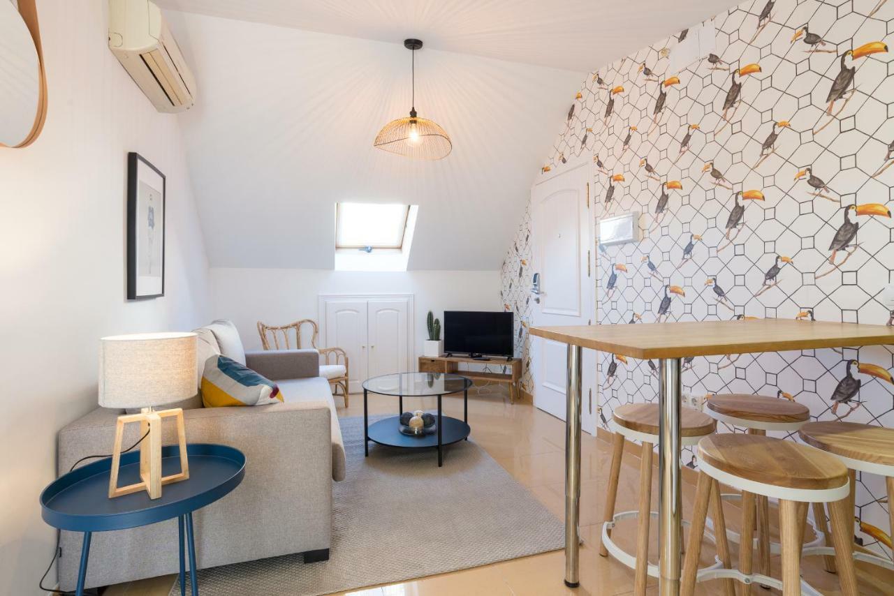 Apartamentos Tucan Малага Экстерьер фото